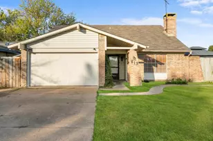 813 Via Avenida, Mesquite, TX 75150 - Photo 2