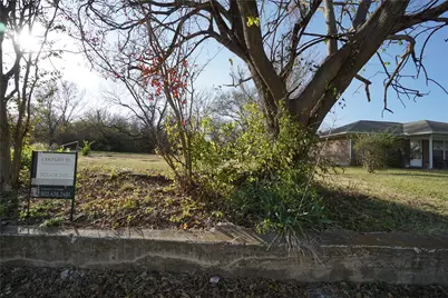 1227 Maple Street, Bonham, TX 75418 - Photo 8