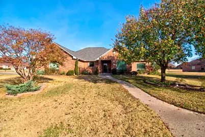 1321 Kiowa Drive E, Lake Kiowa, TX 76240 - Photo 1