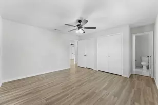 8455 Sugarberry Rd, Dallas, TX 75249 - Photo 16