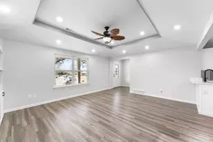 8455 Sugarberry Rd, Dallas, TX 75249 - Photo 4