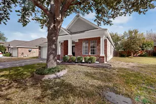 934 Sagebrush Trl, Duncanville, TX 75137 - Photo 4