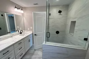 3211 Brazos River Dr, Granbury, TX 76048 - Photo 18