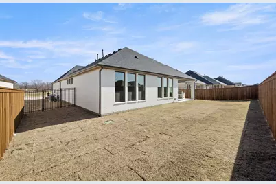 4728 Hawthorn Hills Lane, Arlington, TX 76005 - Photo 40