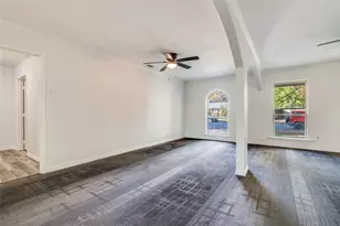 918 Greencove Dr, Garland, TX 75040 - Photo 4