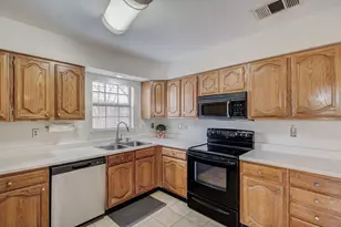 983 Acorn Dr, Lewisville, TX 75067 - Photo 20