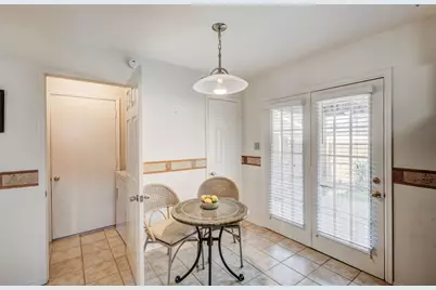 983 Acorn Drive, Lewisville, TX 75067 - Photo 22