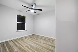 214 W Madison St, Hillsboro, TX 76645 - Photo 14