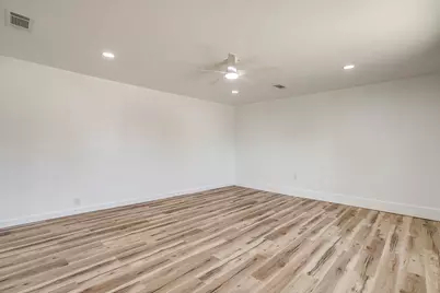 521 Mesquite Avenue, Crowley, TX 76036 - Photo 14