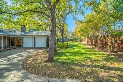 7337 Ellis Road, Fort Worth, TX 76112 - Photo 24