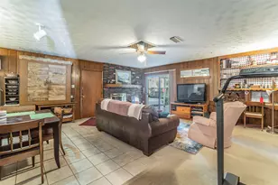 7337 Ellis Rd, Fort Worth, TX 76112 - Photo 2