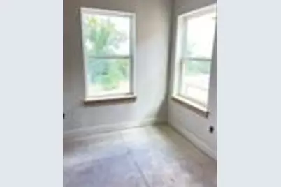 1326 Diceman Avenue, Dallas, TX 75203 - Photo 2