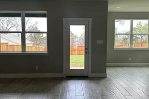 1326 Diceman Ave, Dallas, TX 75203 - Photo 10