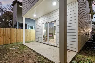 2331 Bethurum Ave, Dallas, TX 75215 - Photo 24