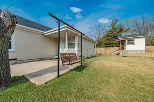 308 N Pecan St, Muenster, TX 76252 - Photo 34