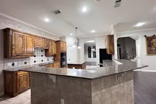 4008 Huron Ct, Granbury, TX 76048 - Photo 8