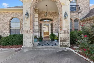 4008 Huron Ct, Granbury, TX 76048 - Photo 4