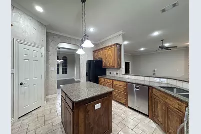 4008 Huron Court, Granbury, TX 76048 - Photo 10