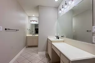 4008 Huron Ct, Granbury, TX 76048 - Photo 14