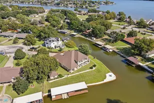 4008 Huron Ct, Granbury, TX 76048 - Photo 4