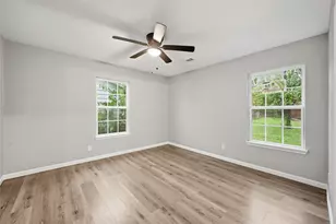 1025 Harris Dr, Euless, TX 76039 - Photo 16