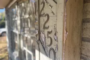 2250 W Kaufman St, Paris, TX 75460 - Photo 4