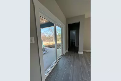 1406 Diceman Avenue, Dallas, TX 75203 - Photo 12