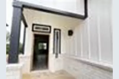 1406 Diceman Avenue, Dallas, TX 75203 - Photo 2