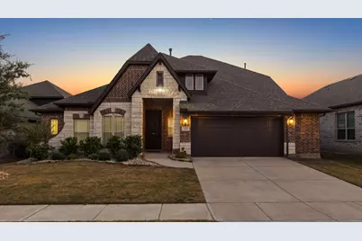 323 Bluewood Drive, Fate, TX 75087 - Photo 2