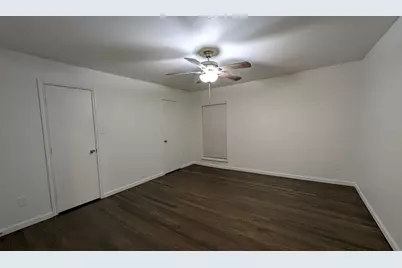 1406 Eastus Drive, Dallas, TX 75208 - Photo 10