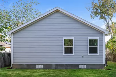 3733 Vineyard Drive, Dallas, TX 75212 - Photo 14