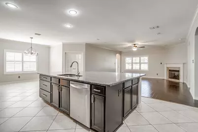 13704 Southern Oaks Drive, Fort Worth, TX 76028 - Photo 8