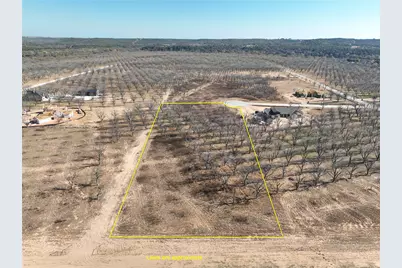 112 Palamino Court, Granbury, TX 76049 - Photo 6