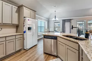 300 Cherry Point Dr, Palmer, TX 75152 - Photo 12