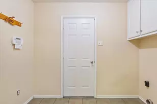 10700 Apache Dr, Waco, TX 76712 - Photo 12