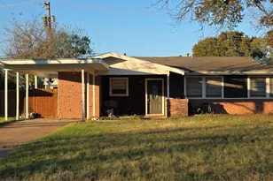 1423 Rolling Hills Dr, Graham, TX 76450 - Photo 1