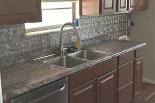 1423 Rolling Hills Dr, Graham, TX 76450 - Photo 6