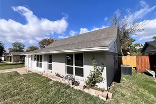 1509 Archery Ln, Garland, TX 75044 - Photo 2