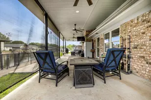 304 Tahiti Dr, Granbury, TX 76048 - Photo 24