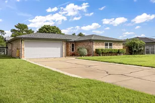 304 Tahiti Dr, Granbury, TX 76048 - Photo 40