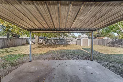 660 Pleasant Manor Avenue, Burleson, TX 76028 - Photo 24
