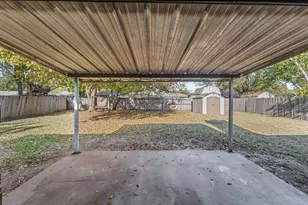 660 Pleasant Manor Ave, Burleson, TX 76028 - Photo 24