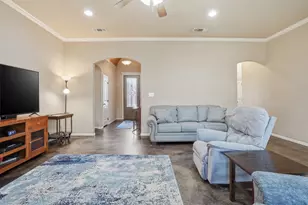 1700 Flagstone Ct, Granbury, TX 76049 - Photo 8