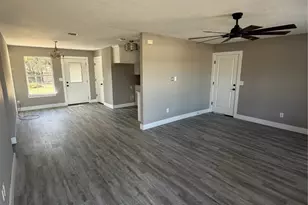 6801 Lakeview Dr, Bonham, TX 75418 - Photo 2