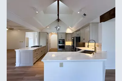 429 Remington Drive E, Highland Village, TX 75077 - Photo 8