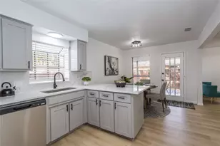 1918 Longmeadow Dr, Arlington, TX 76015 - Photo 18