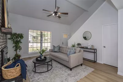 1918 Longmeadow Drive, Arlington, TX 76015 - Photo 10