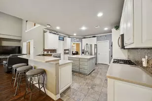 6328 Creek Bluff Ct, Sachse, TX 75048 - Photo 10