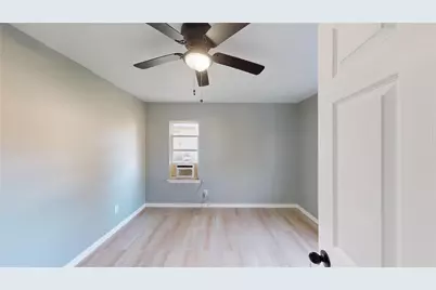 5729 Donnelly Avenue, Fort Worth, TX 76107 - Photo 16