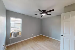 5729 Donnelly Ave, Fort Worth, TX 76107 - Photo 12